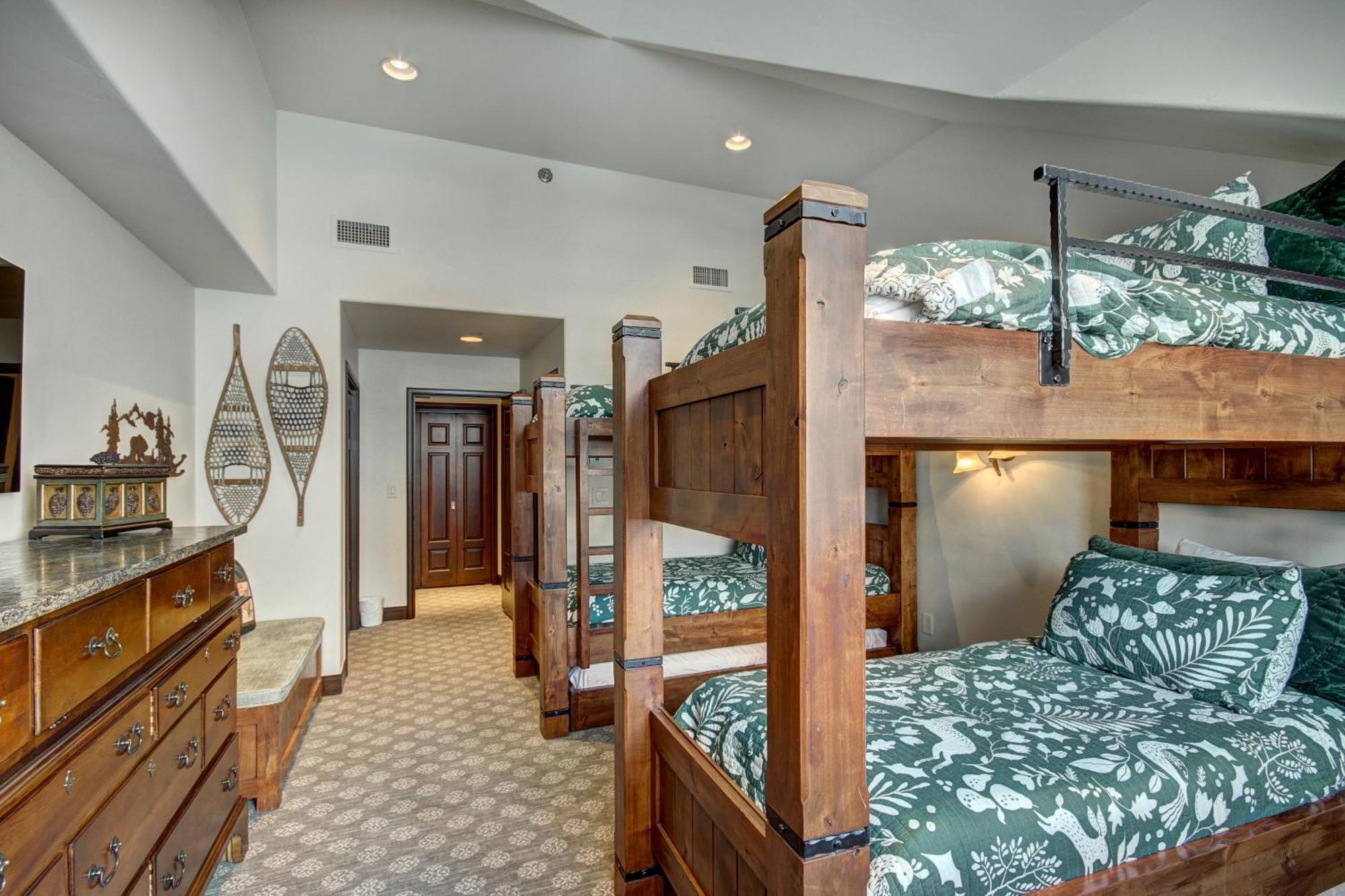 Luxury Ski-In 3 Bedroom Penthouse Inside Pines Lodge, Sleeps 10! Condo Beaver Creek Eksteriør bilde